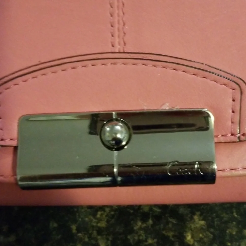 Coach Blush Pink Crossbody Bag and Wallet - Picture 8 of 13